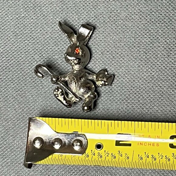 Vntg Peter Rabbit Brooch Rabbit Hat & Cane Silver Brooch Pin 2" Signed Liz-Ann - Picture 5 of 8